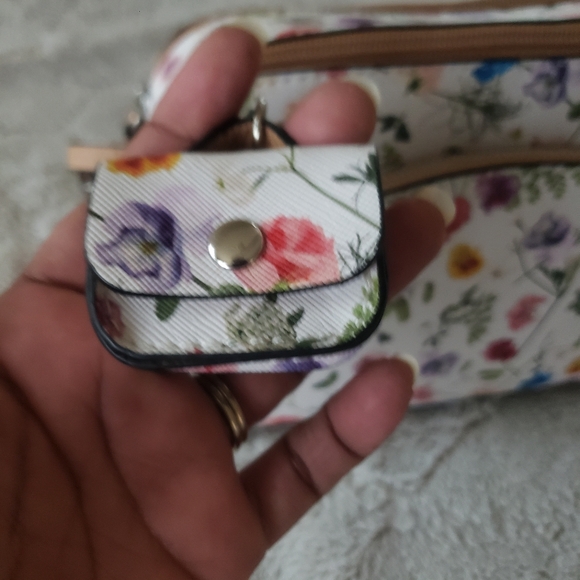 BUENO floral purse - Picture 3 of 12